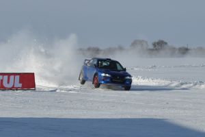 На "боевом" шипе! - subarist.ru