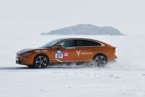 Voyah Passion Long Range  под управлением известной российской авто и мотогонщицы Анастасии Нифонтовой. - subarist.ru