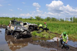 Так и месили болото весь день... - subarist.ru